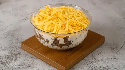 Areka, cream, honey, cheese